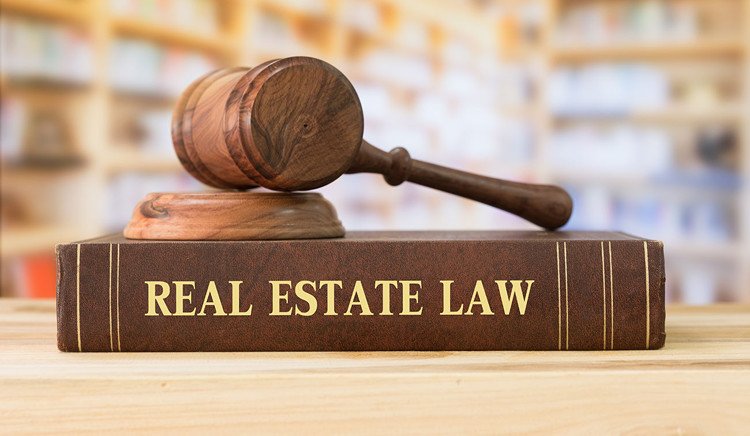 Real Estate Lawyer in US